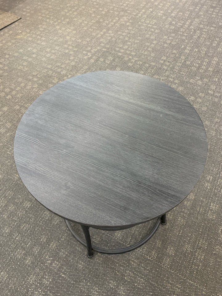 2-TIER GRAY END TABLE.