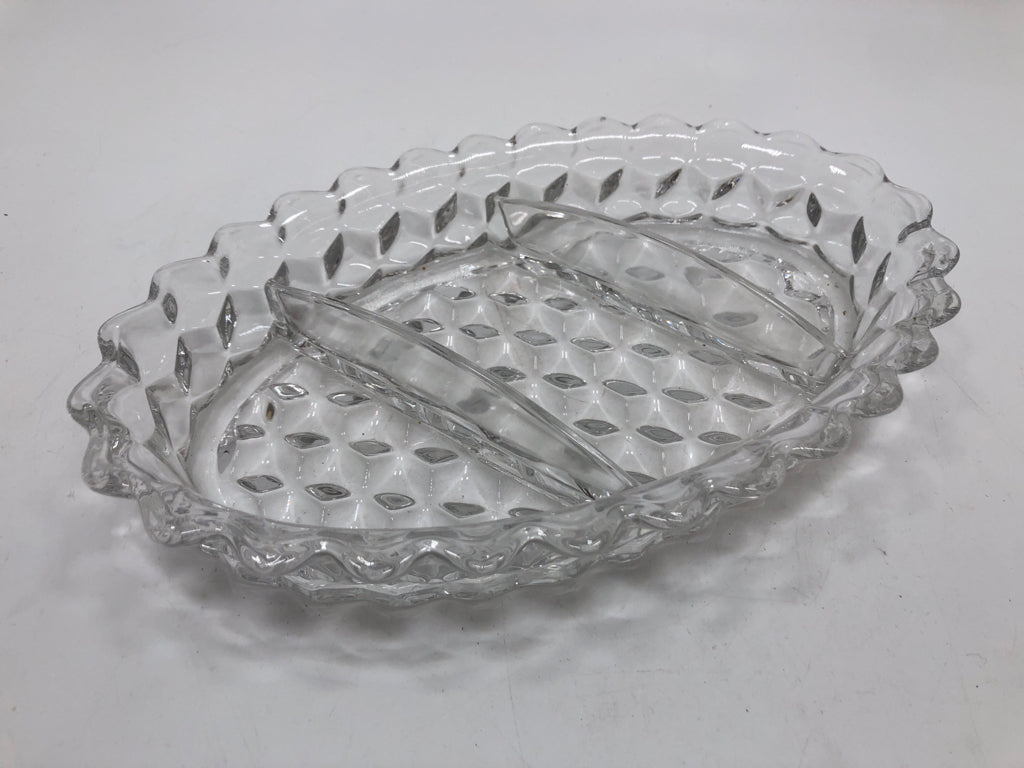 CUT GLASS CUBE PATTERN RELISH DISH W/SAWTOOTH EDGE.