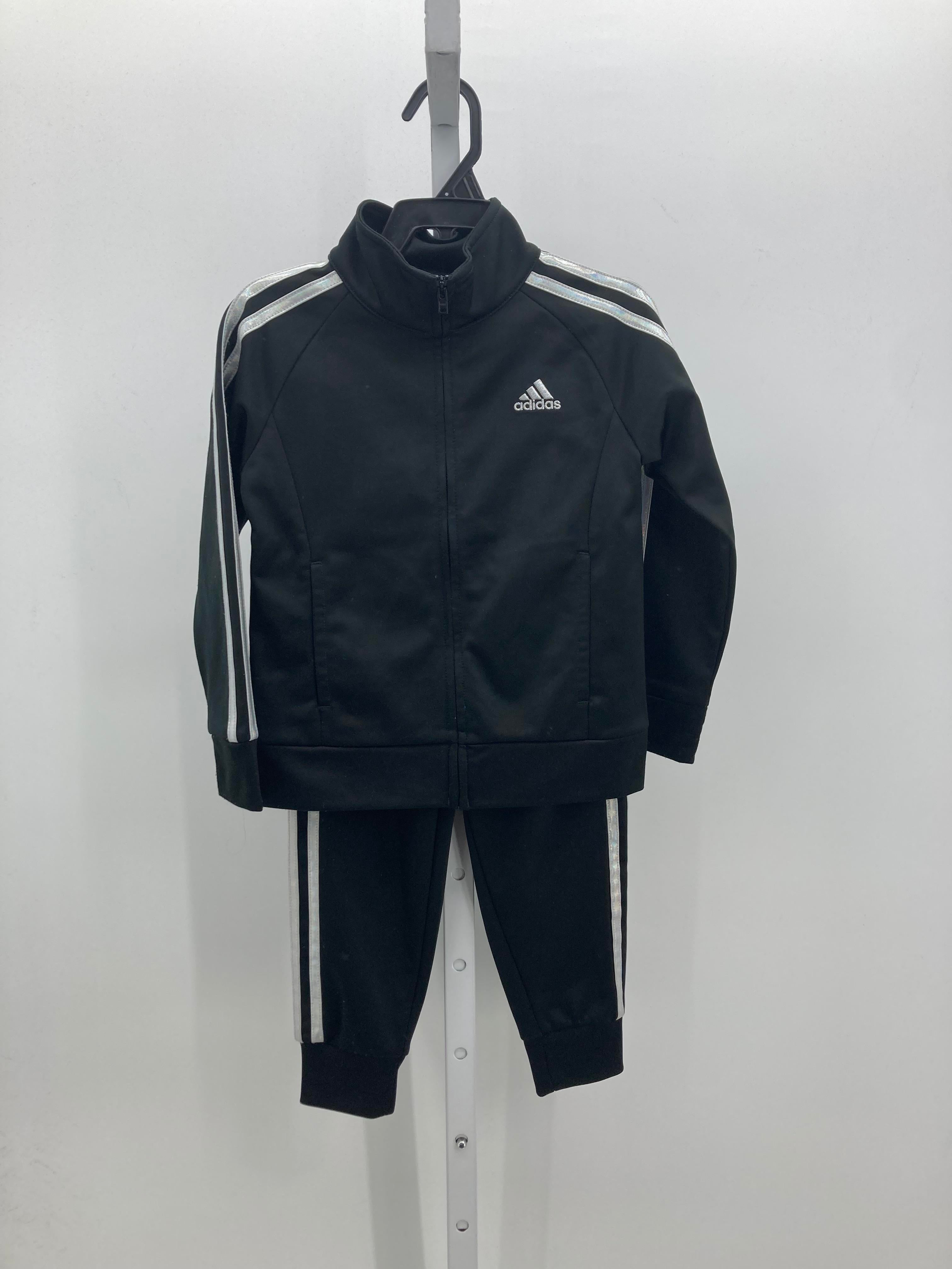 Adidas Size 4 Girls 2 Pieces