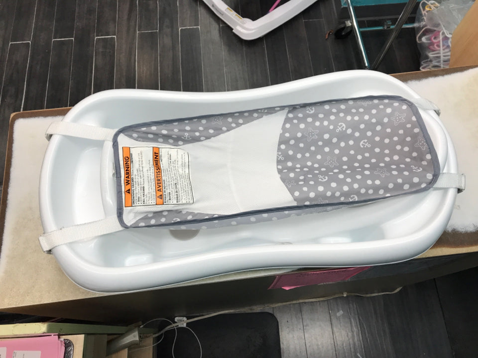 The First Years Sure Comfort Deluxe Newborn-to-Toddler Tub with Sling