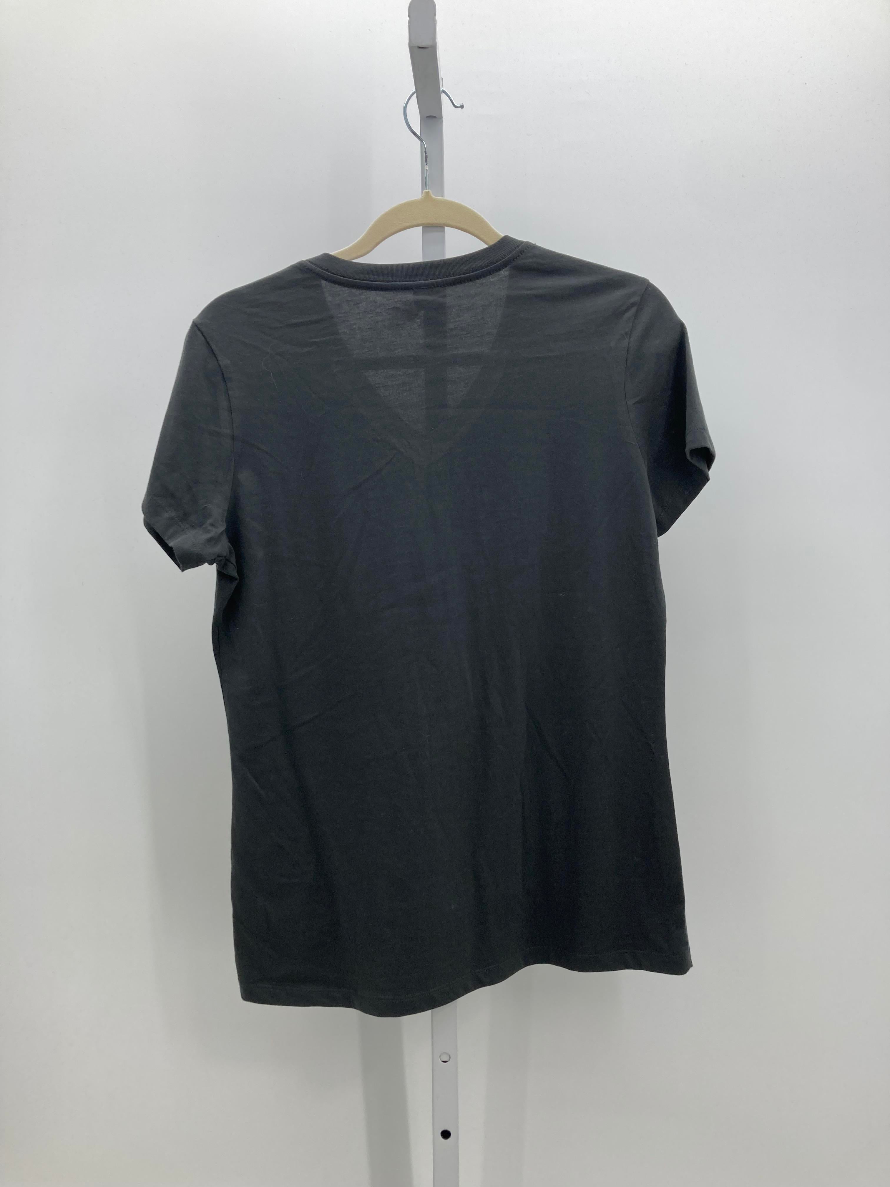 Size Medium Misses Short Sleeve Shirt