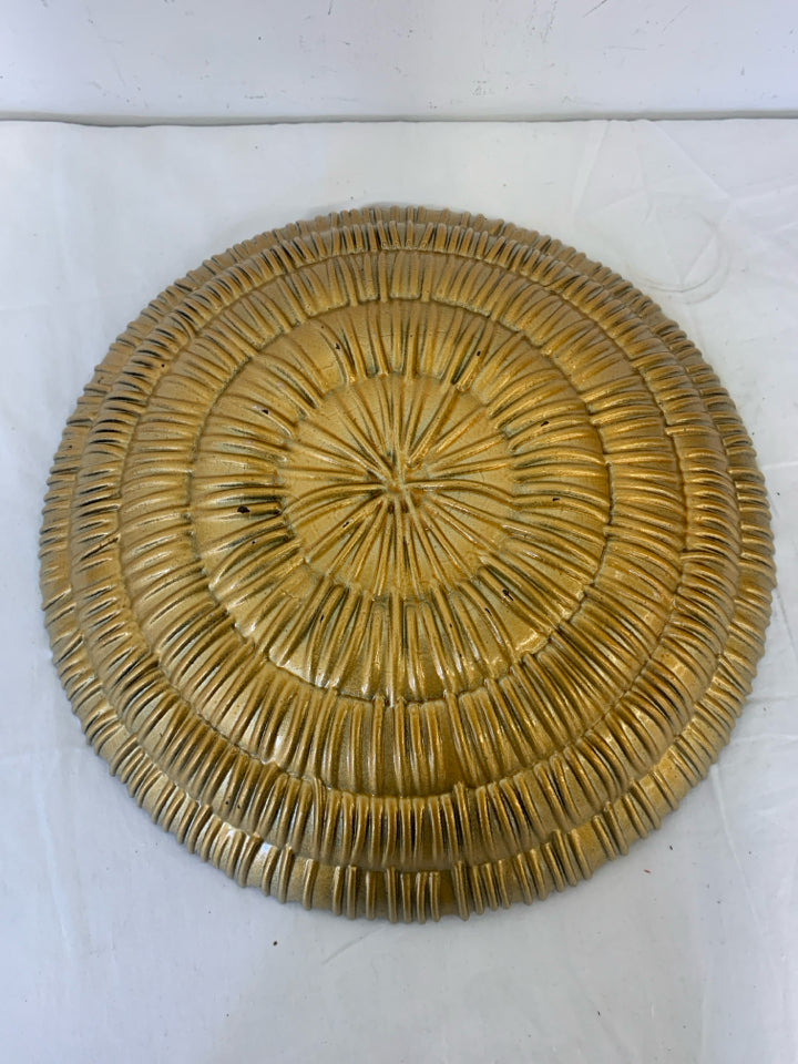 TAN/BLUE LINED CENTERPIECE BOWL - JAGGED EDGE.