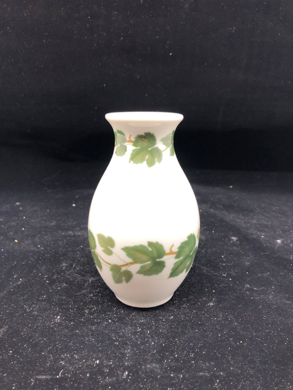 VTG WEINLAUB WHITE W GREEN LEAVES VASE- GERMANY.