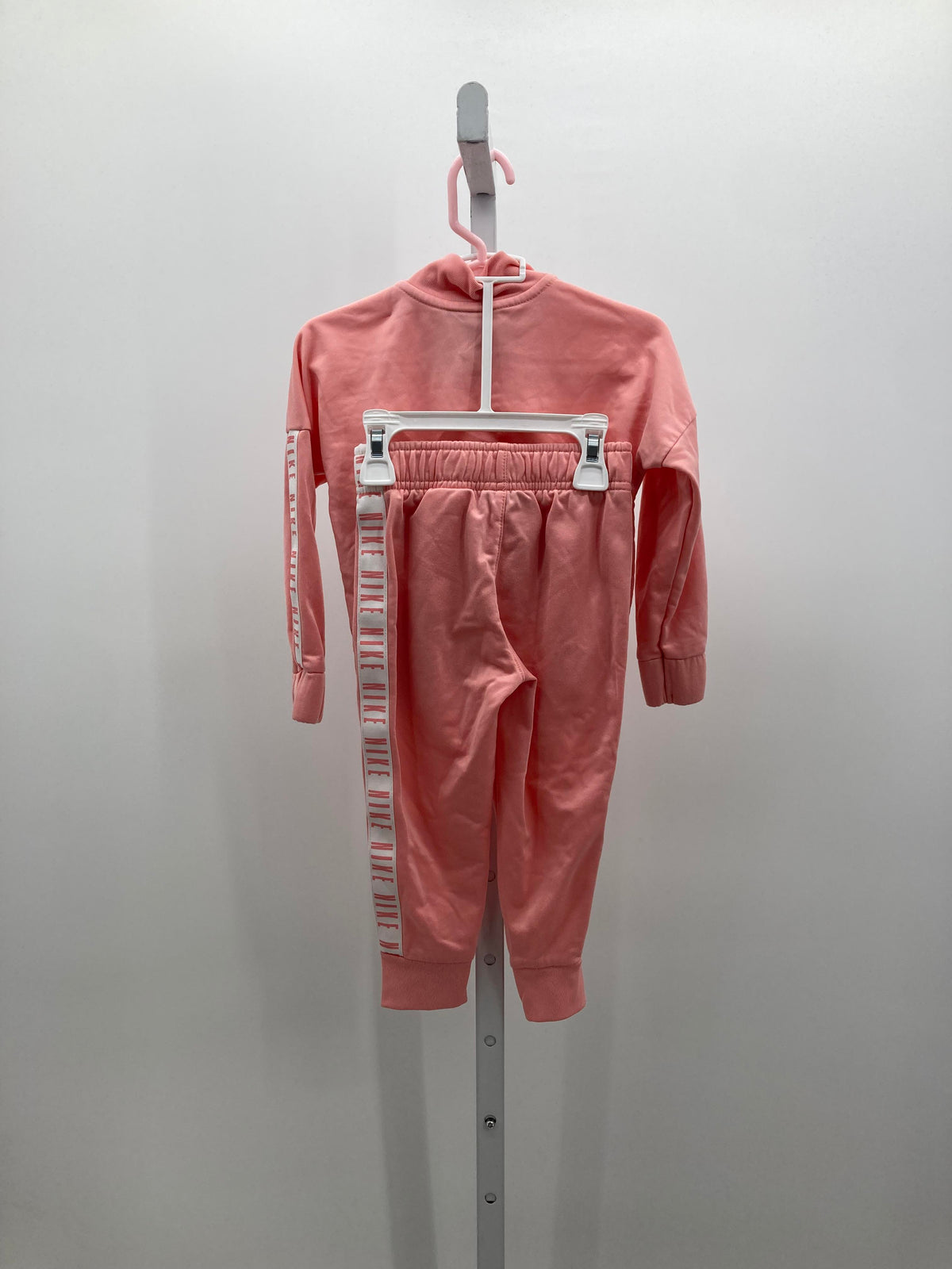 Nike Size 2T Girls 2 pc Suit