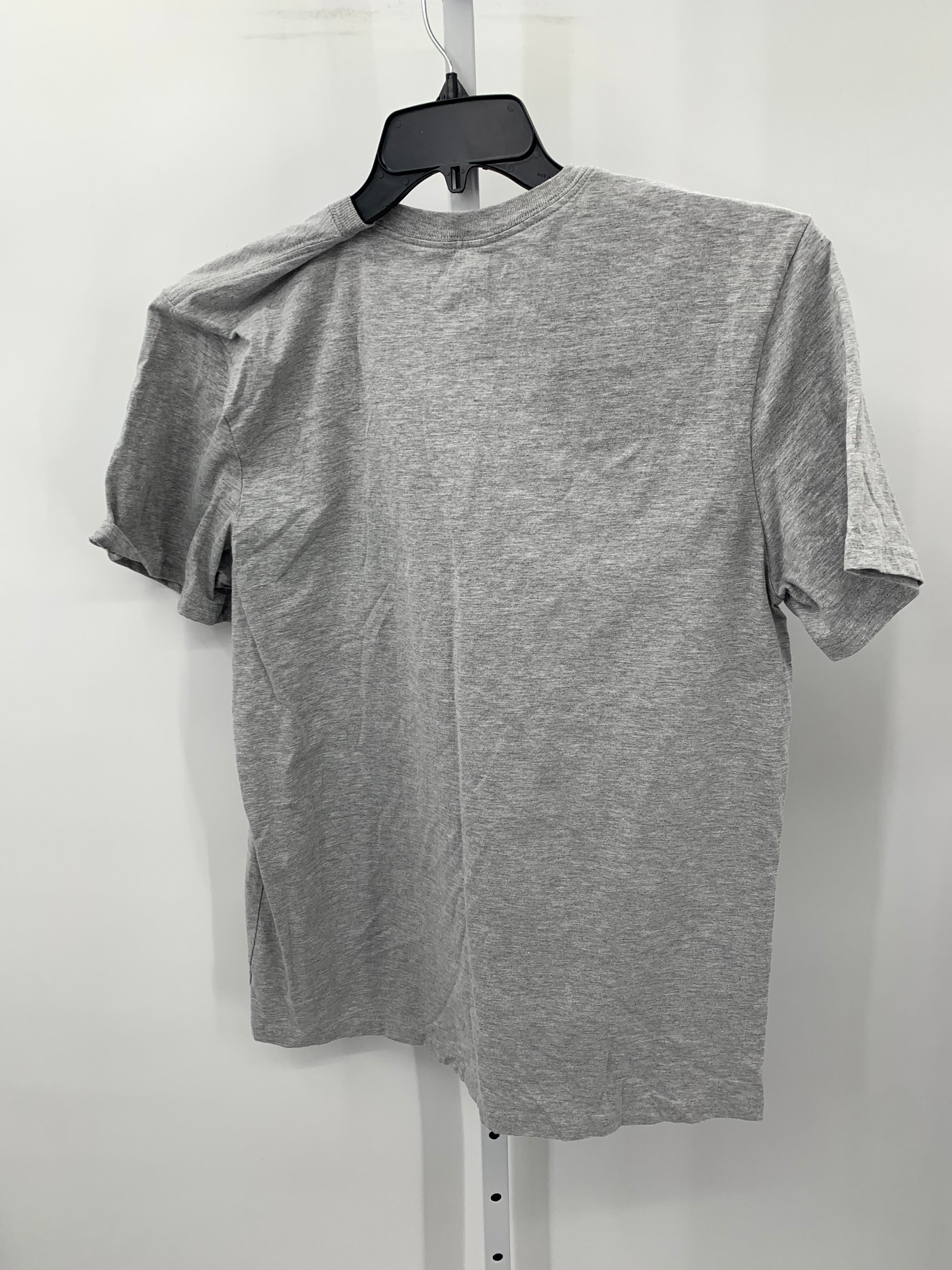 GRAPHIC KNIT TEE.