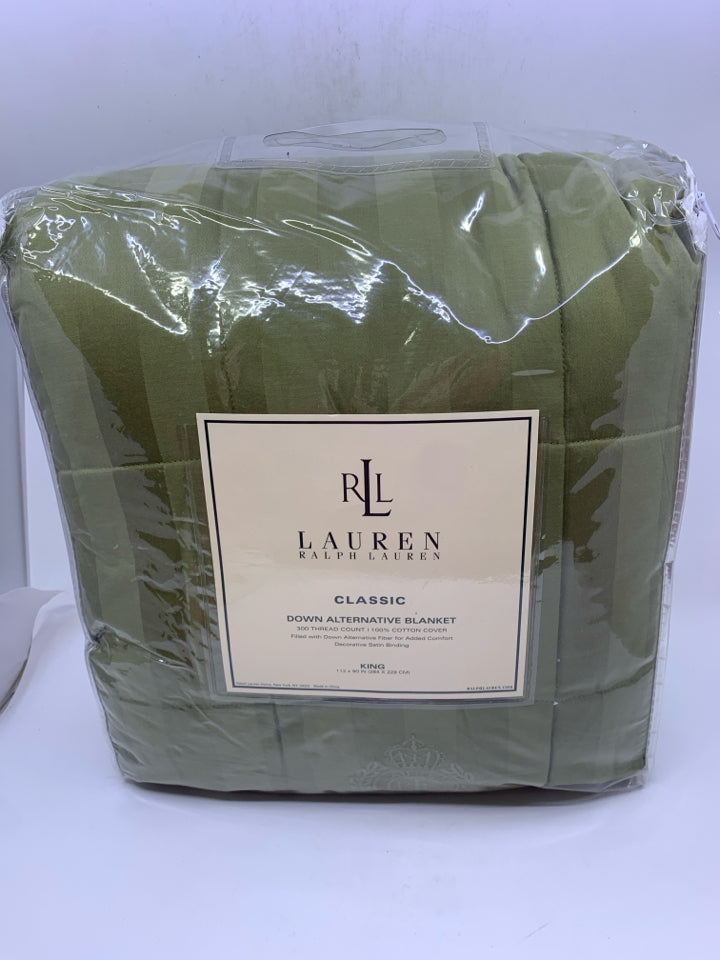 NIP KING GREEN RALPH LAUREN BLANKET.