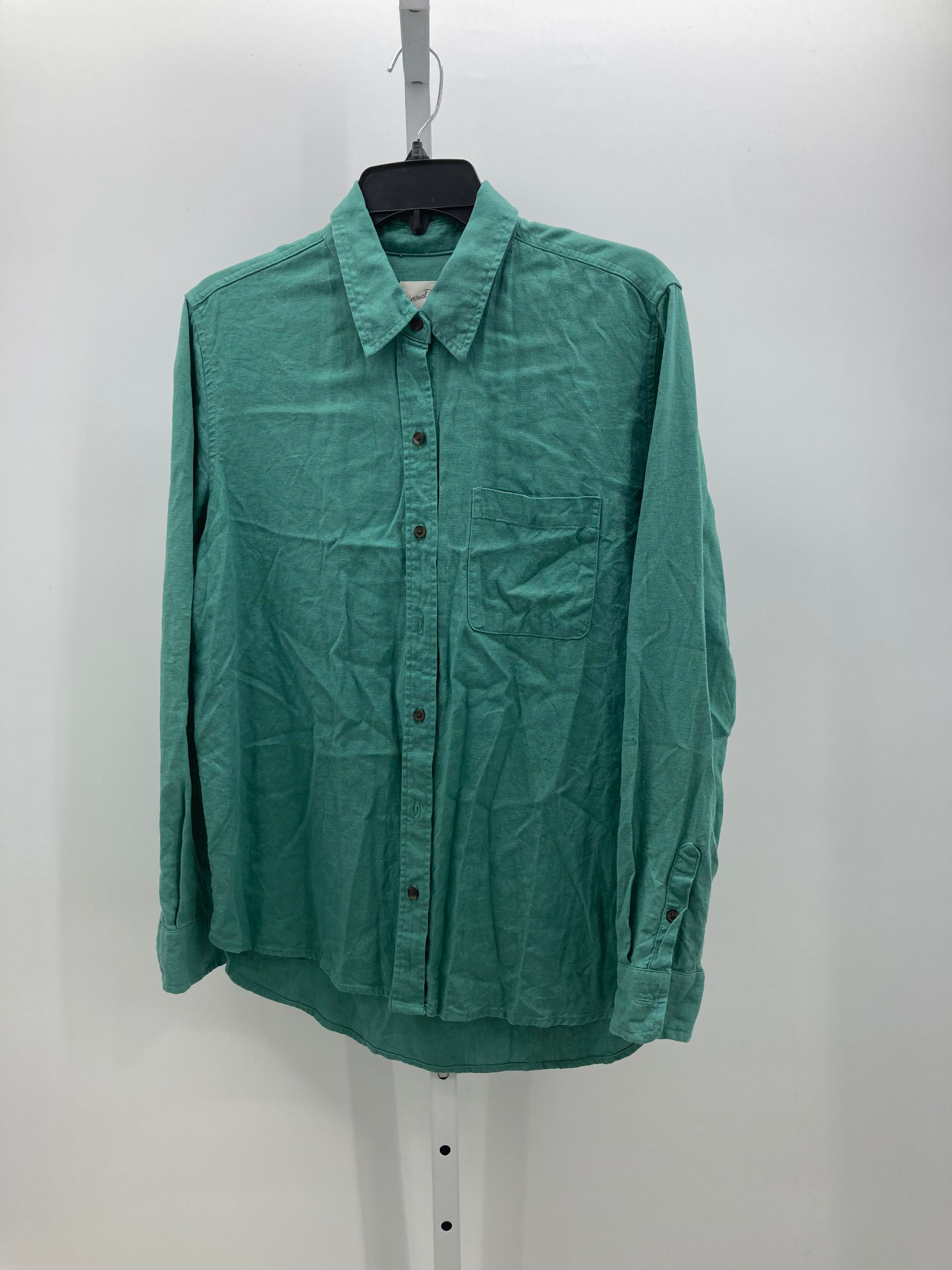 Universal Thread Size Medium Misses Long Sleeve Shirt