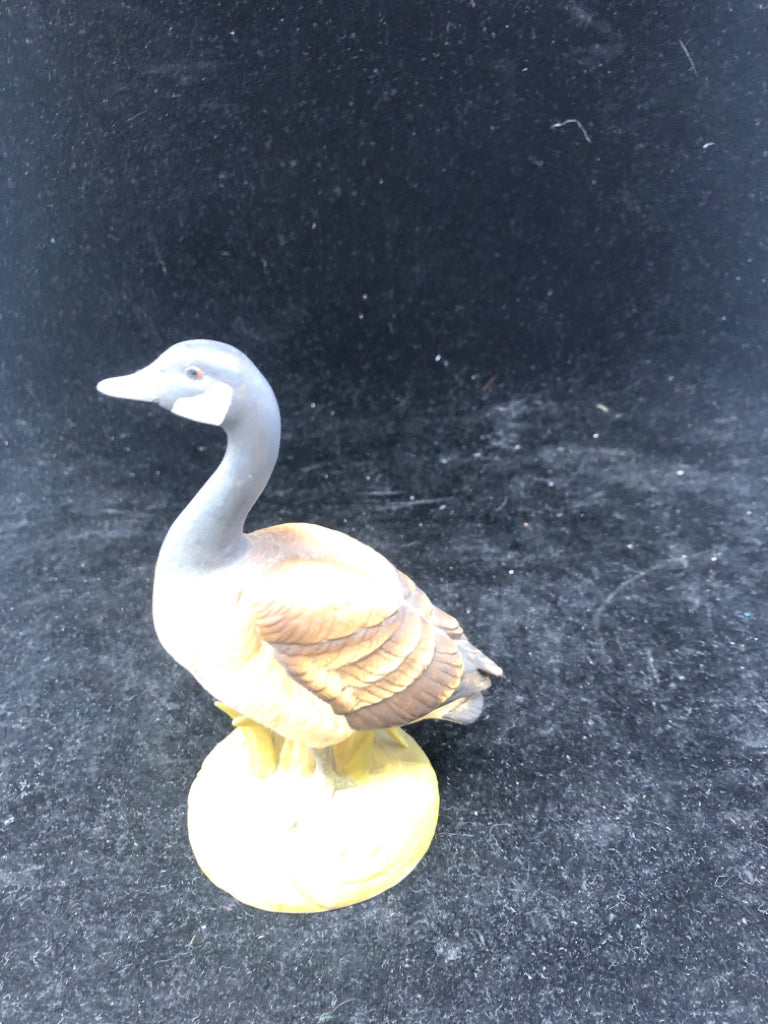 Figurine