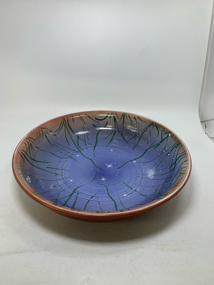 BLUE STAR NIGHT SCENE W/ GRASS SERVING BOWL.
