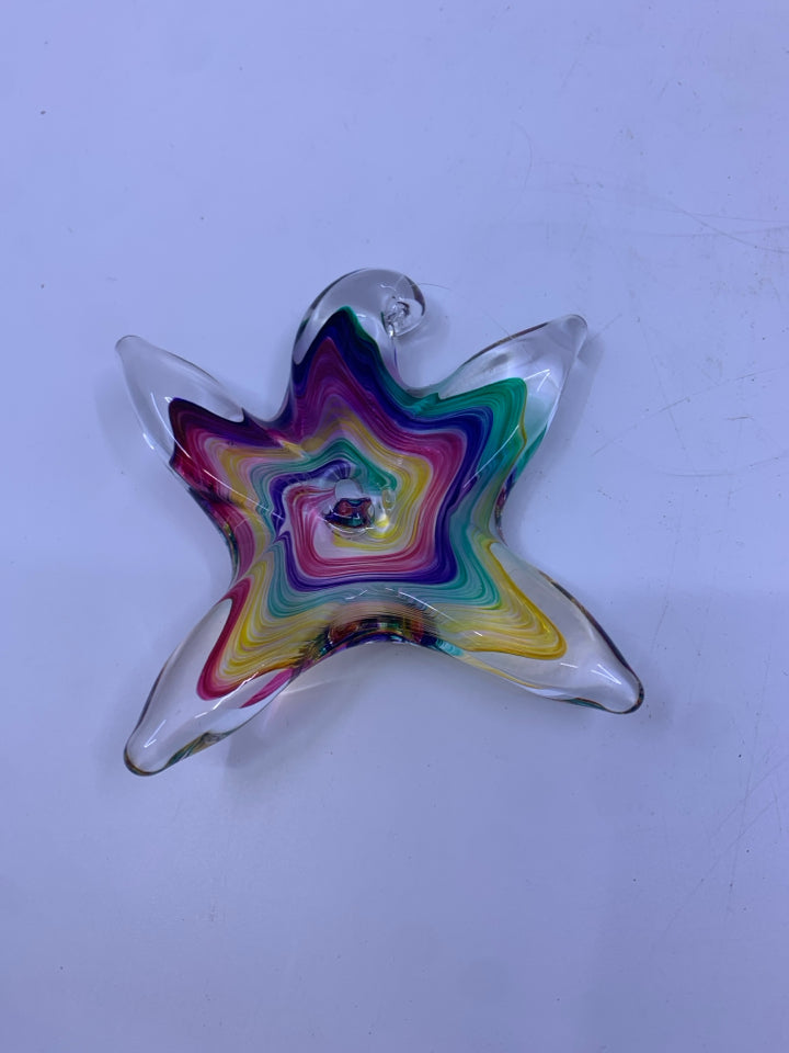 SWIRLED GLASS HANGING STAR.