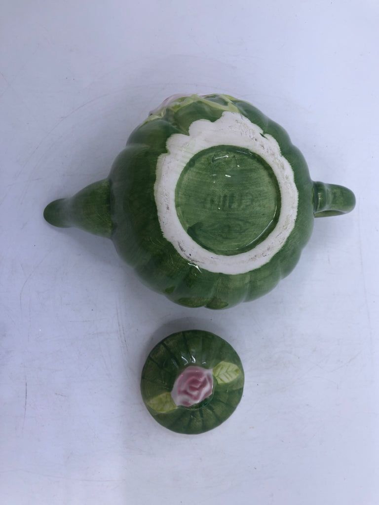 GREEN ROSE EMBOSSED TEAPOT.