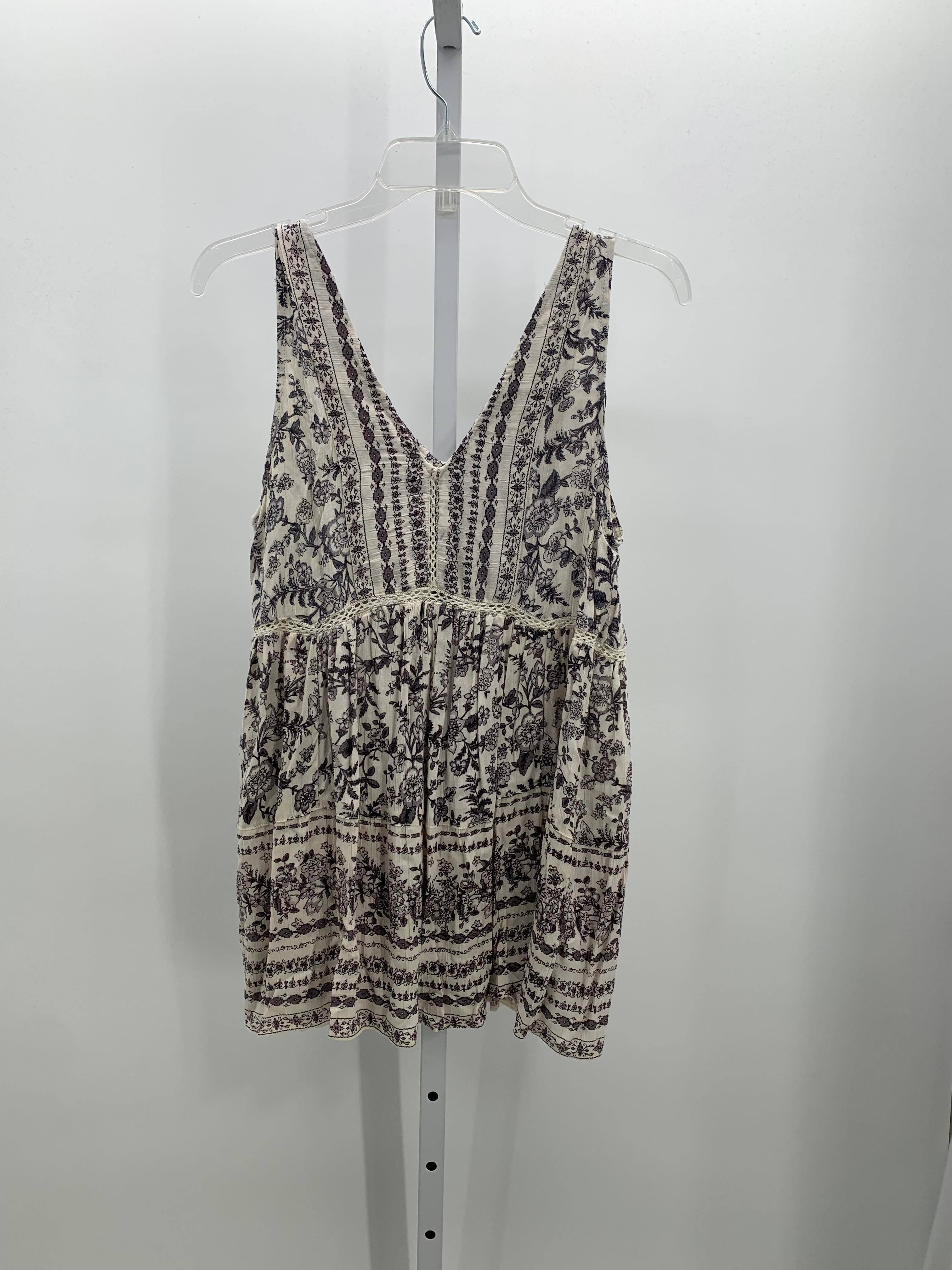 Size Large Misses Sleeveless Shirt