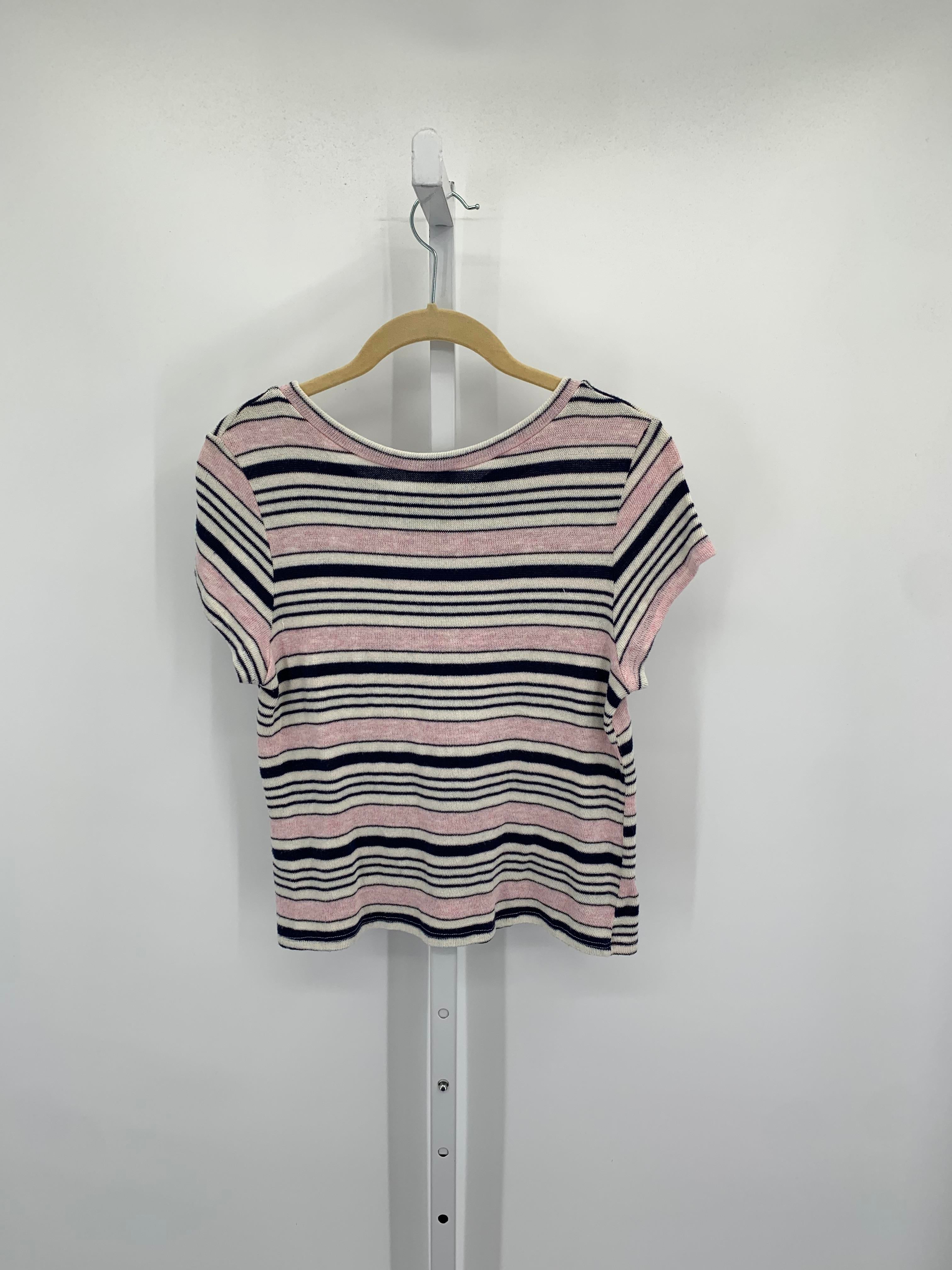 Size Large Juniors Short Sleeve Sweater