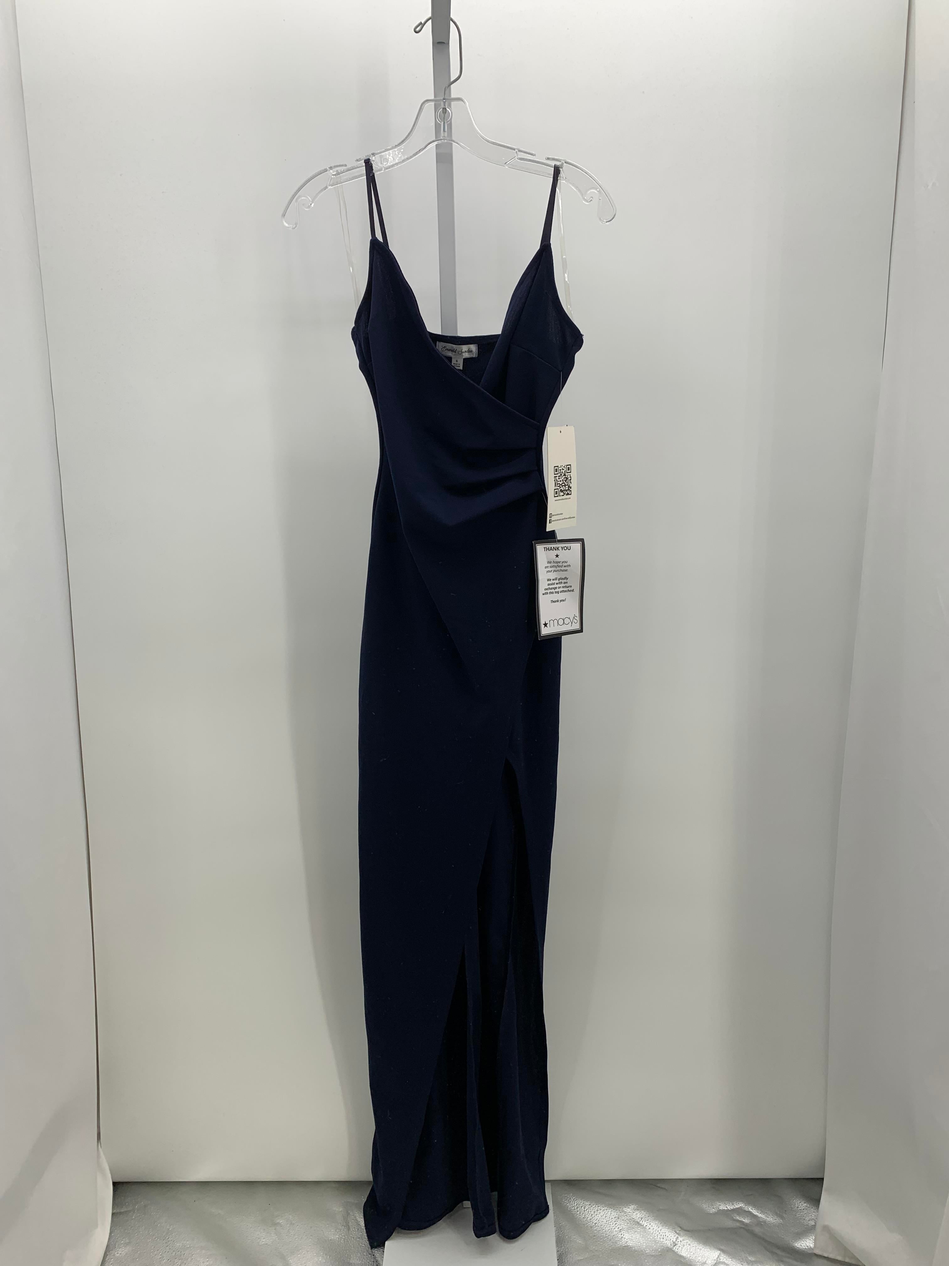Size Small Misses Sleeveless Dress