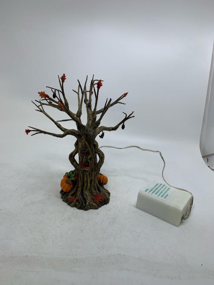 VTG DEPT 56 "LIT SPOOKY" TREE HALLOWEEN VILLAGE WORKING.