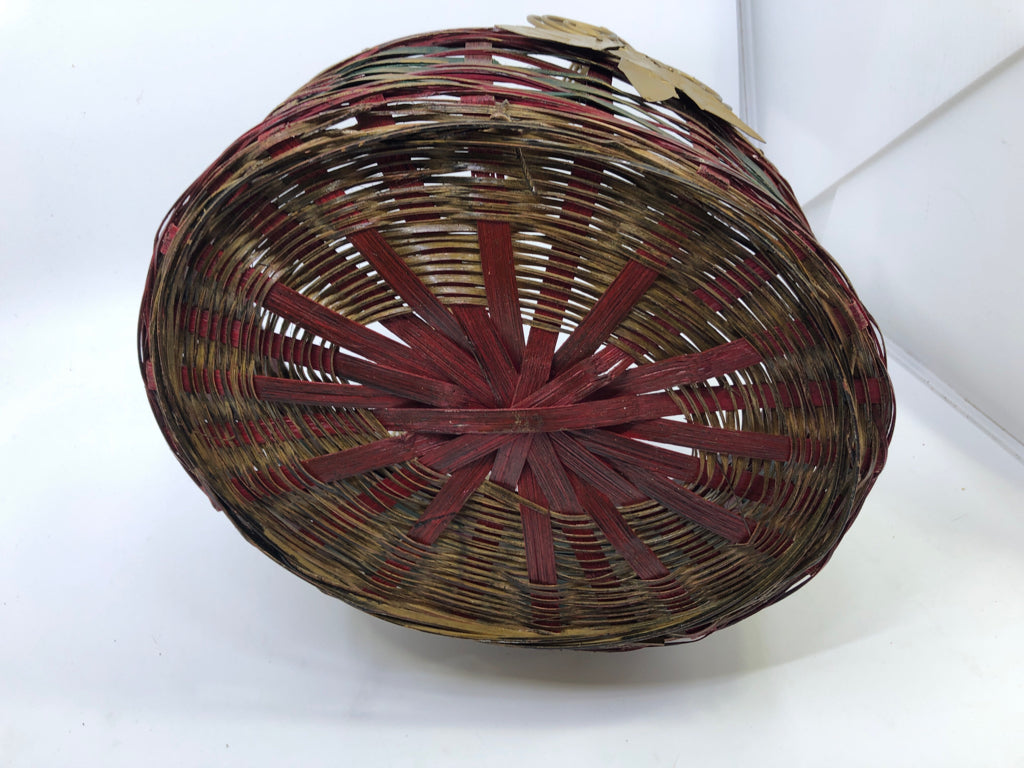 MAROON/GREEN BASKET WITH GOLD METAL HANDLE & LEAF.