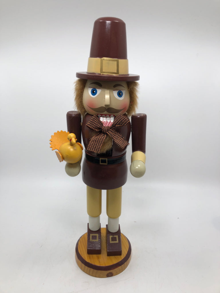 PILGRIM NUTCRACKER.