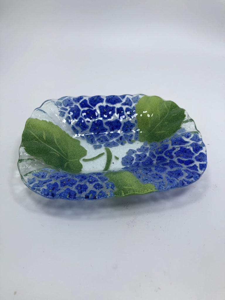 BLUE/GREEN FLOWER FUSED GLASS DISH.