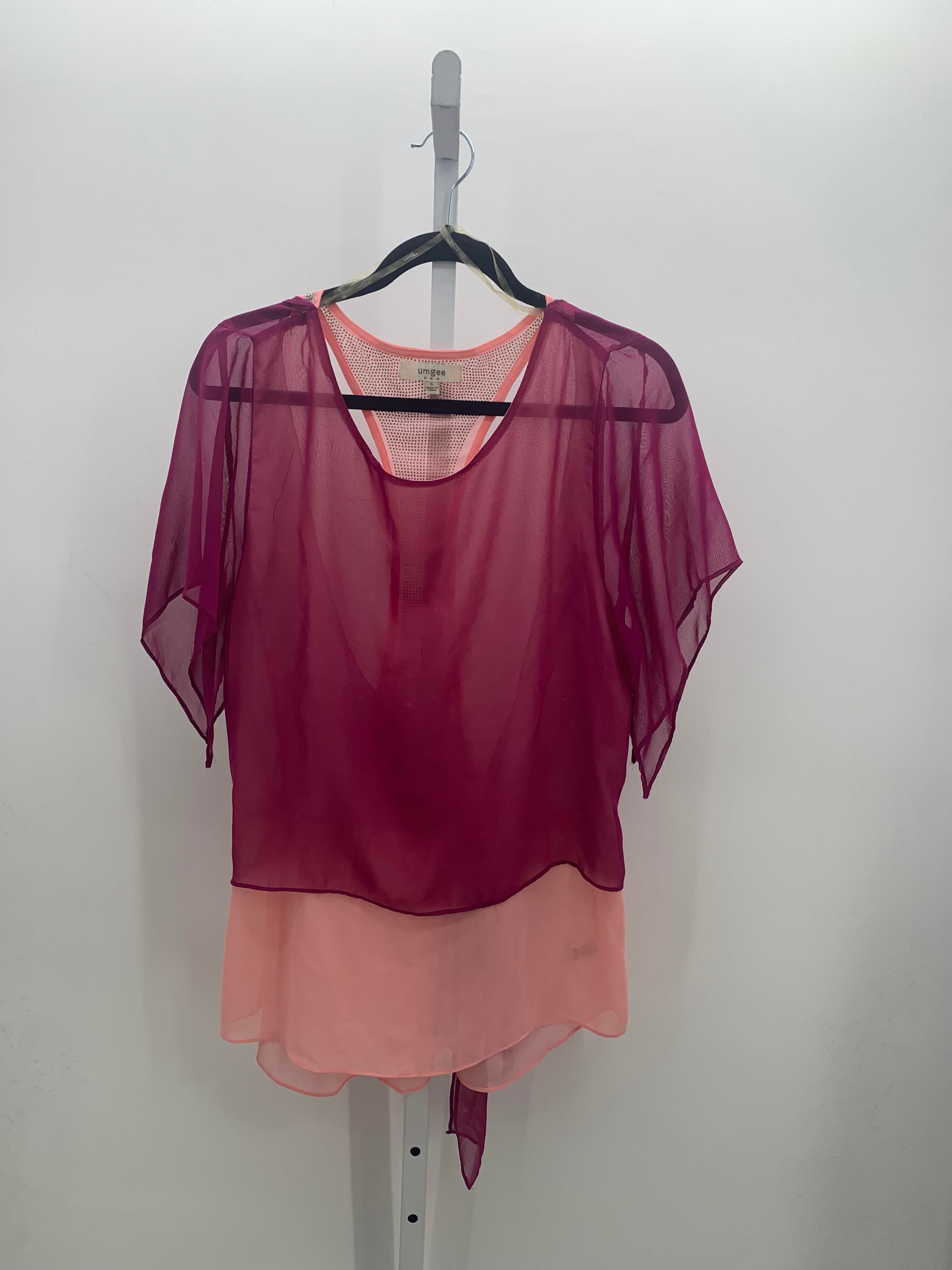 um Gee Size Small Misses Short Sleeve Shirt