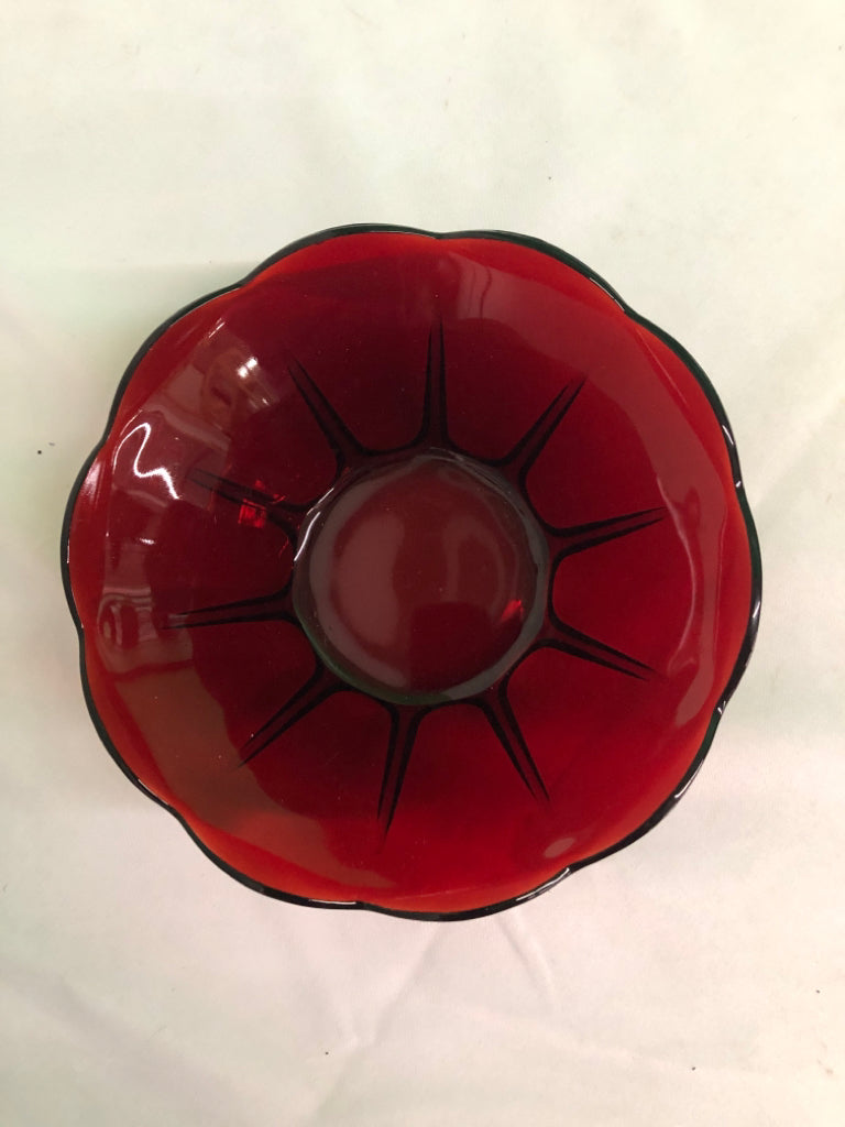 VTG DARK RED GLASS BOWL W/ SCALLOP EDGE.