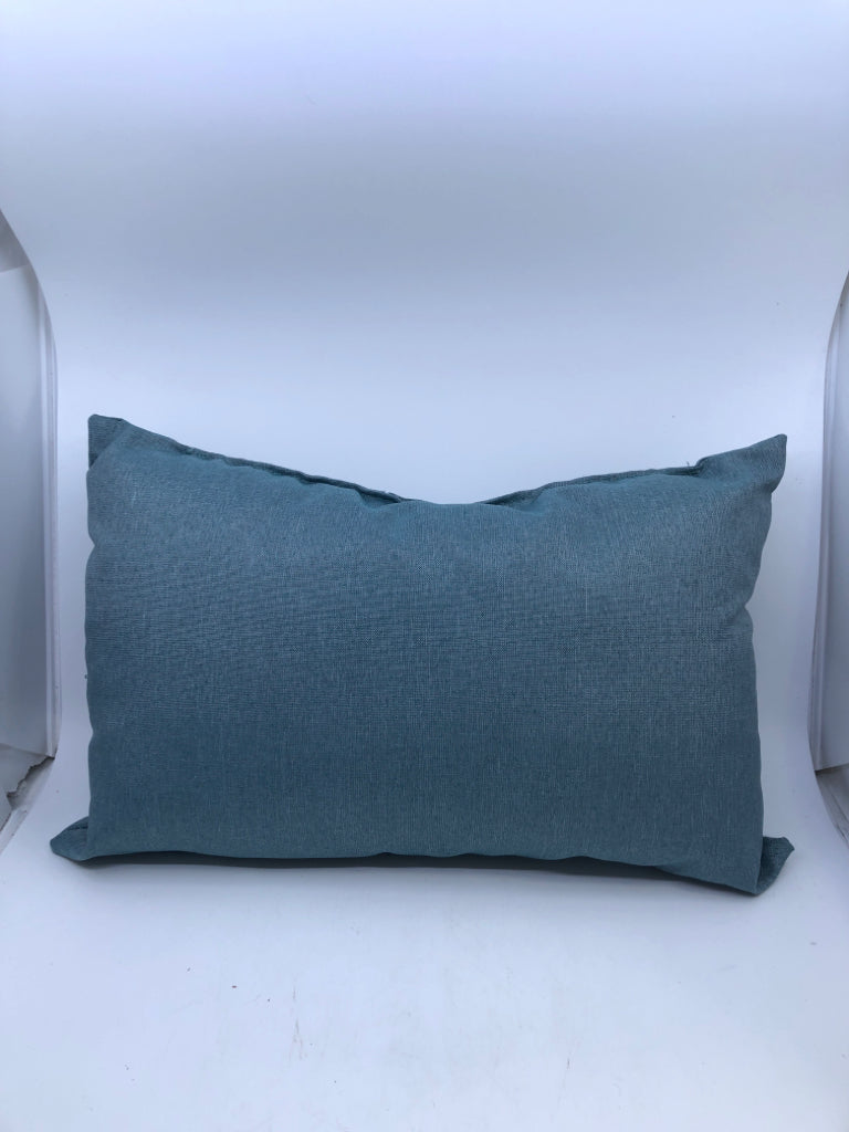 BLUE RECTANGLE ACCENT PILLOW.