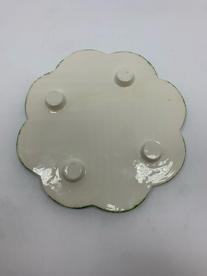 RAISED BUTTERFLY W/BERRIES CERAMIC TRIVET.