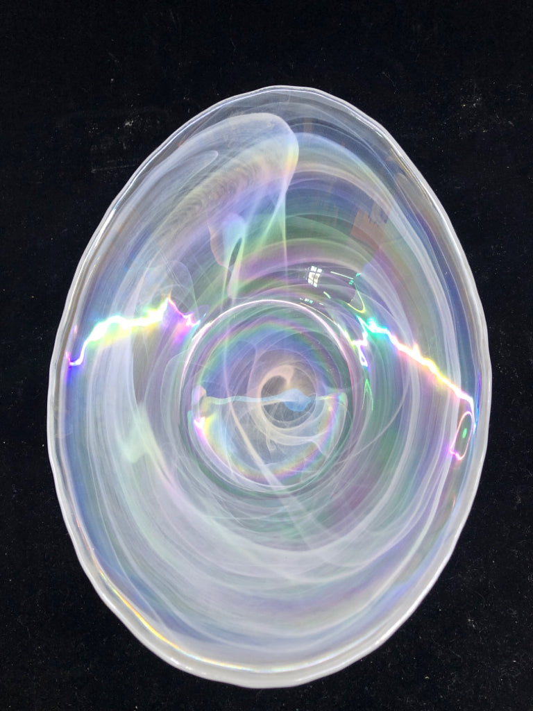 WHITE OVAL SHAPED BOWL.