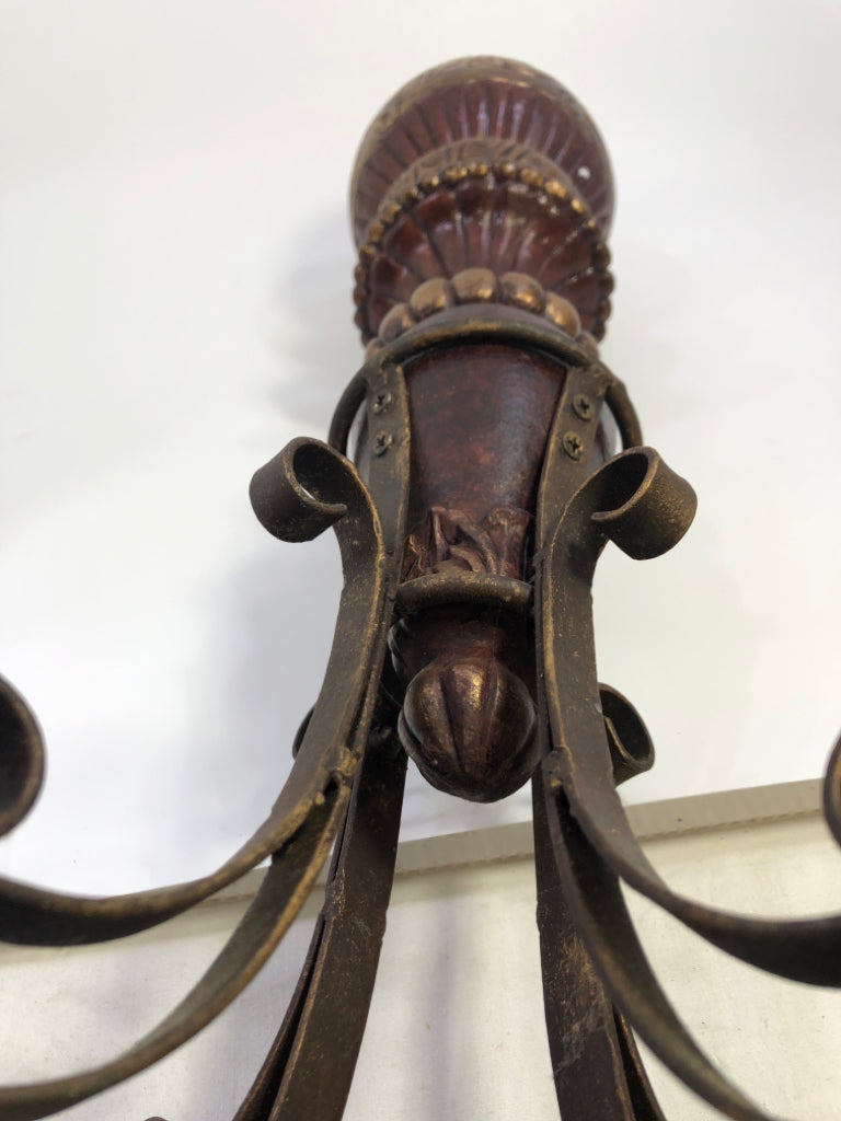 ORNATE WOOD DECOR W/WOOD CARVED FLORAL DESIGN+METAL BASE.