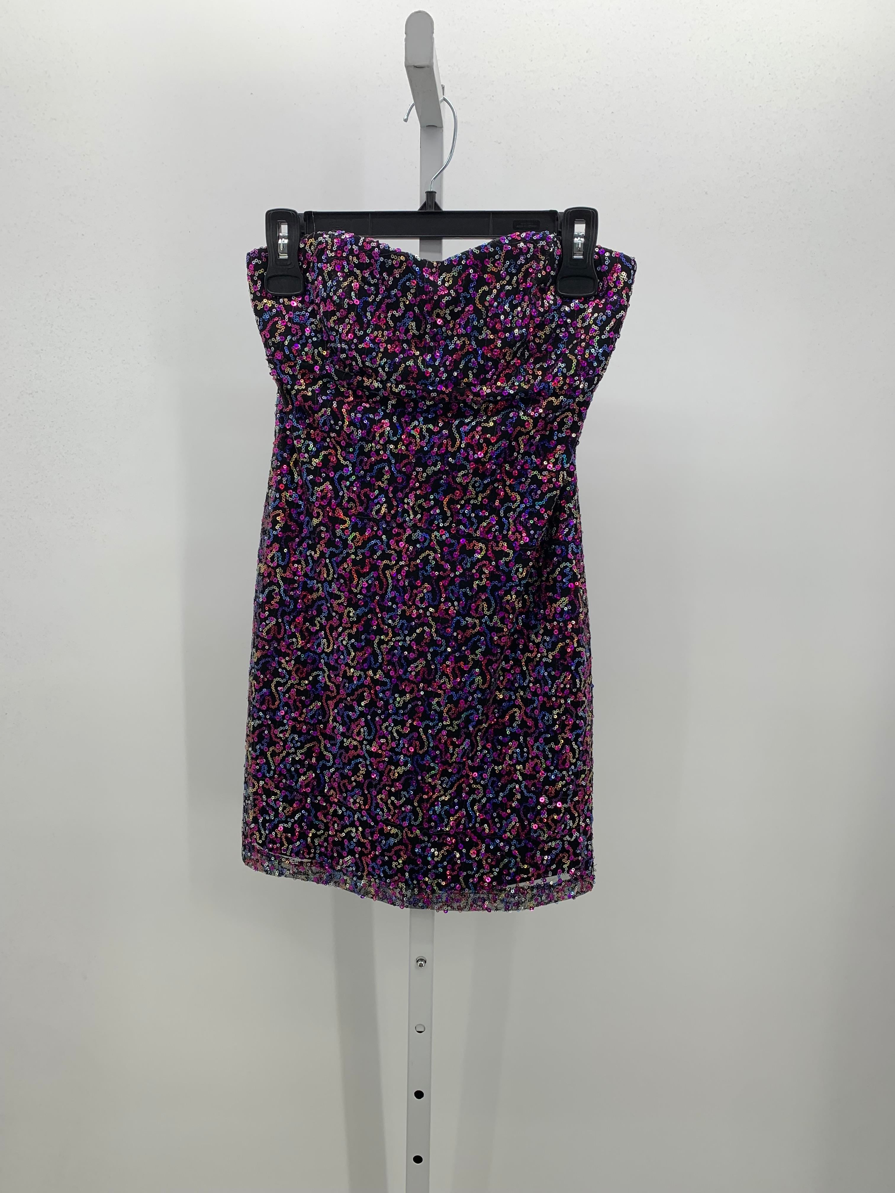 Teeze Me Size 3 Juniors Sleeveless Dress