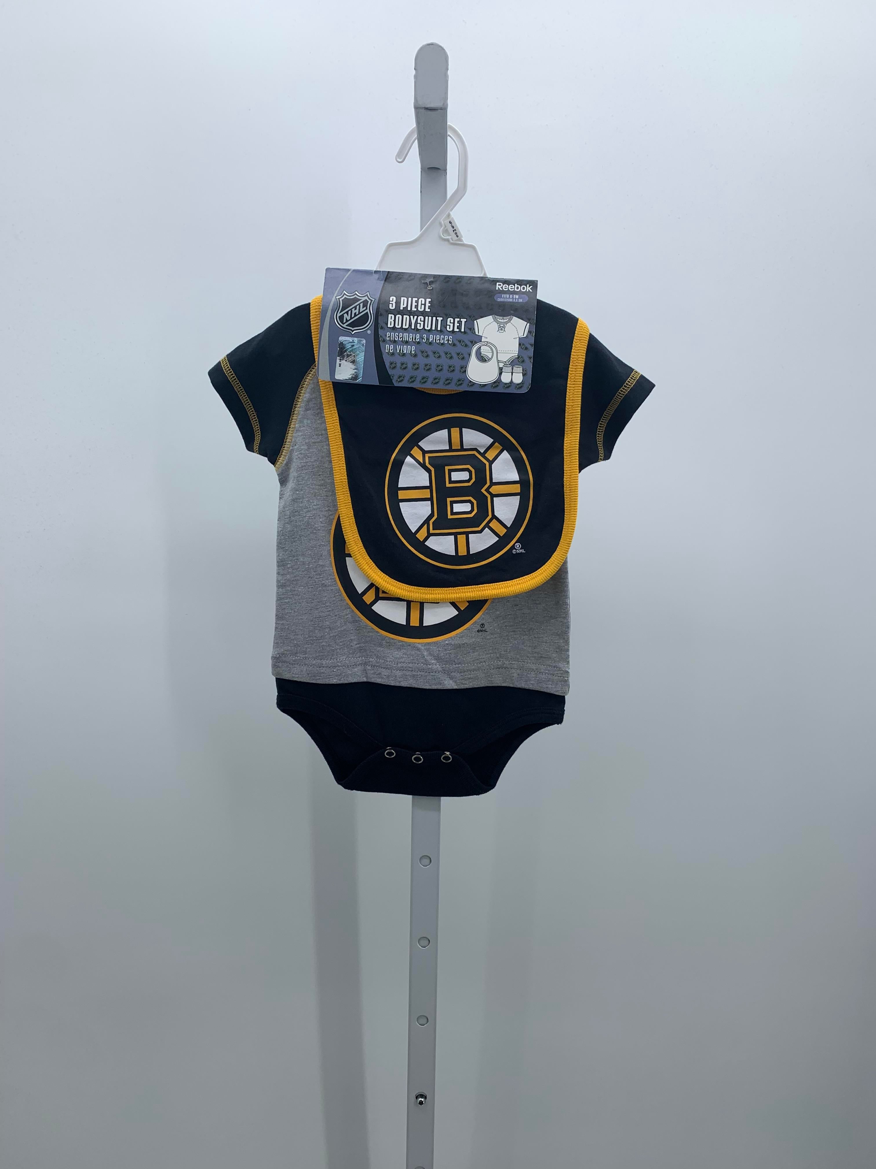 NEW BRUINS BODY SUIT BIB AND SOCKS