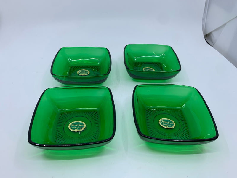 4 VTG FOREST GREEN SQUARE BOWLS.