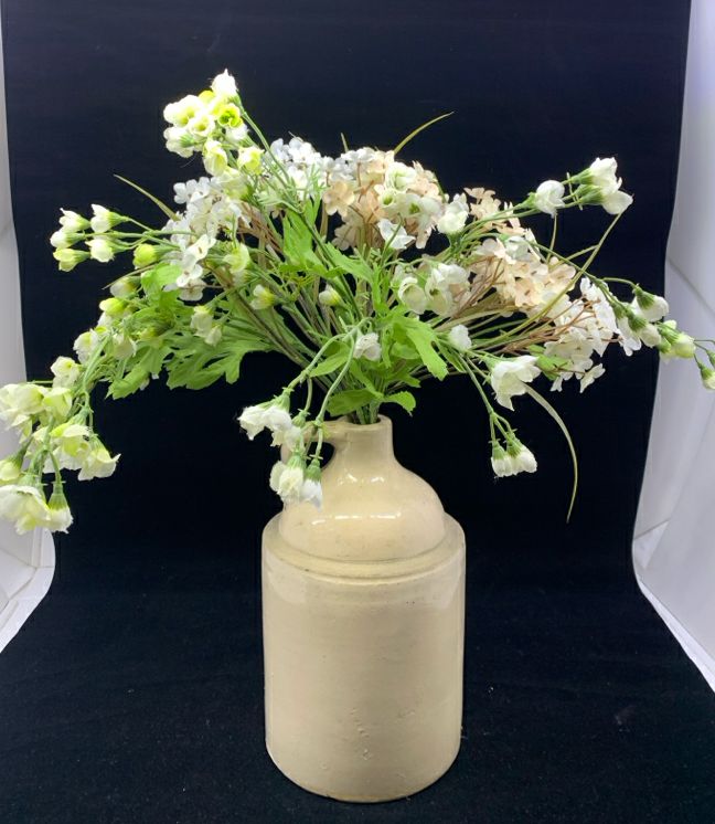 VTG POTTERY JUG W/WHITE FLOWERS.