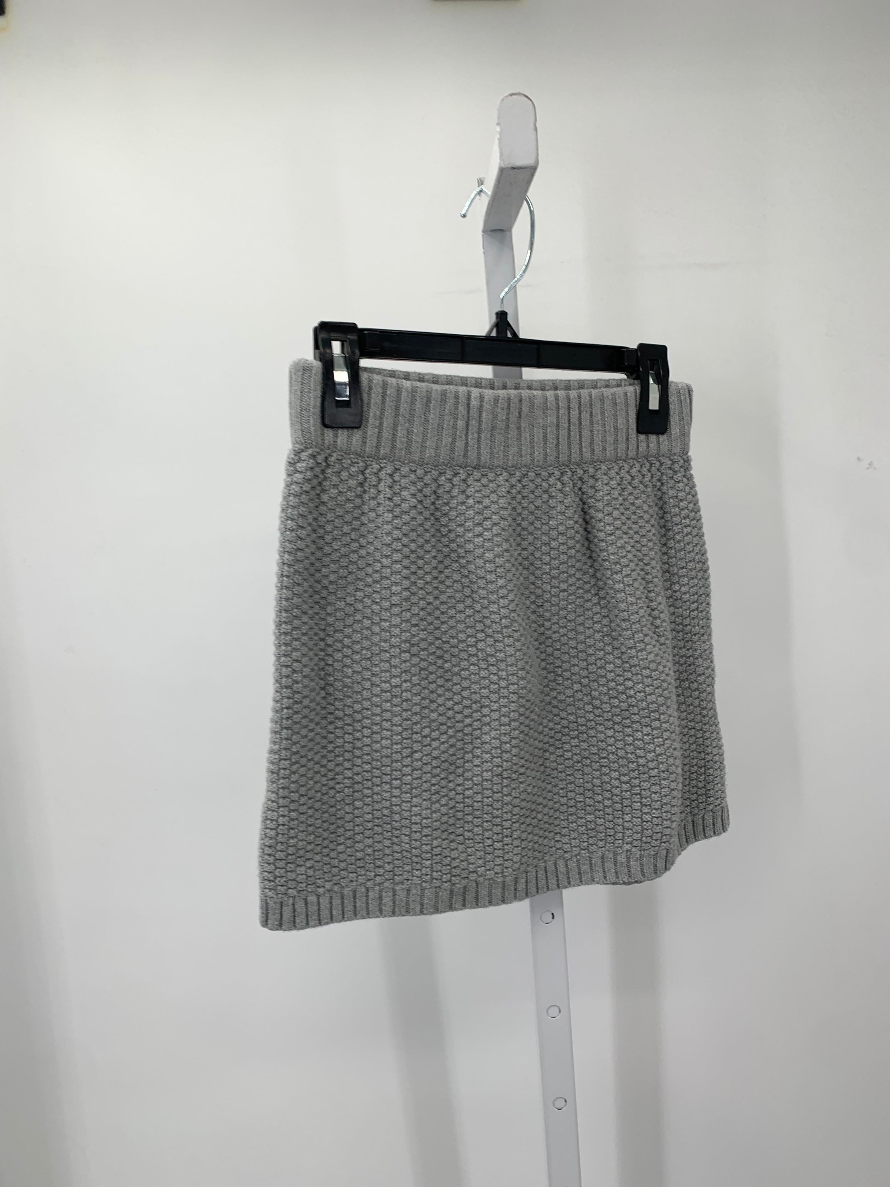 Old Navy Size 10-12 Girls Skirt