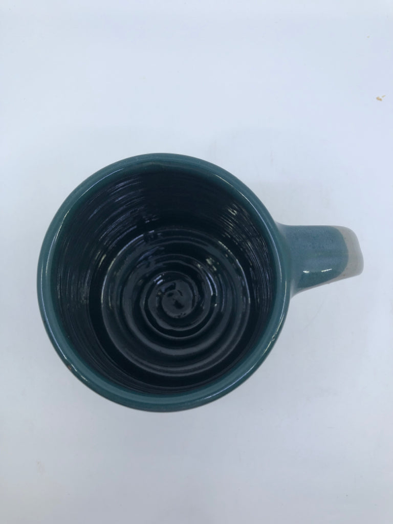 GREAT BAY POTTERY GREEN/BLUE MUG.