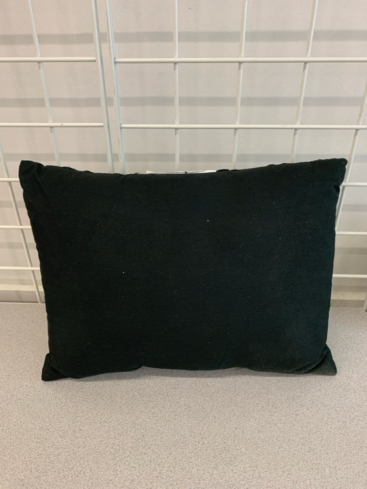 DIAMOND PLEATED BLACK PILLOW.