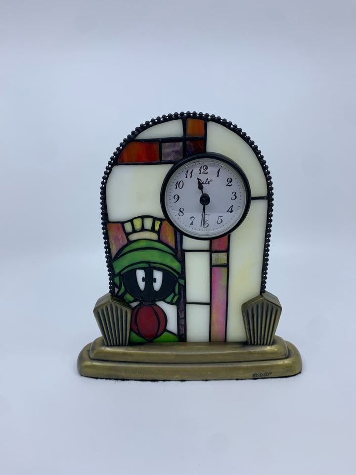 VTG MARVIN THE MARTIAN STAINED GLASS CLOCK.