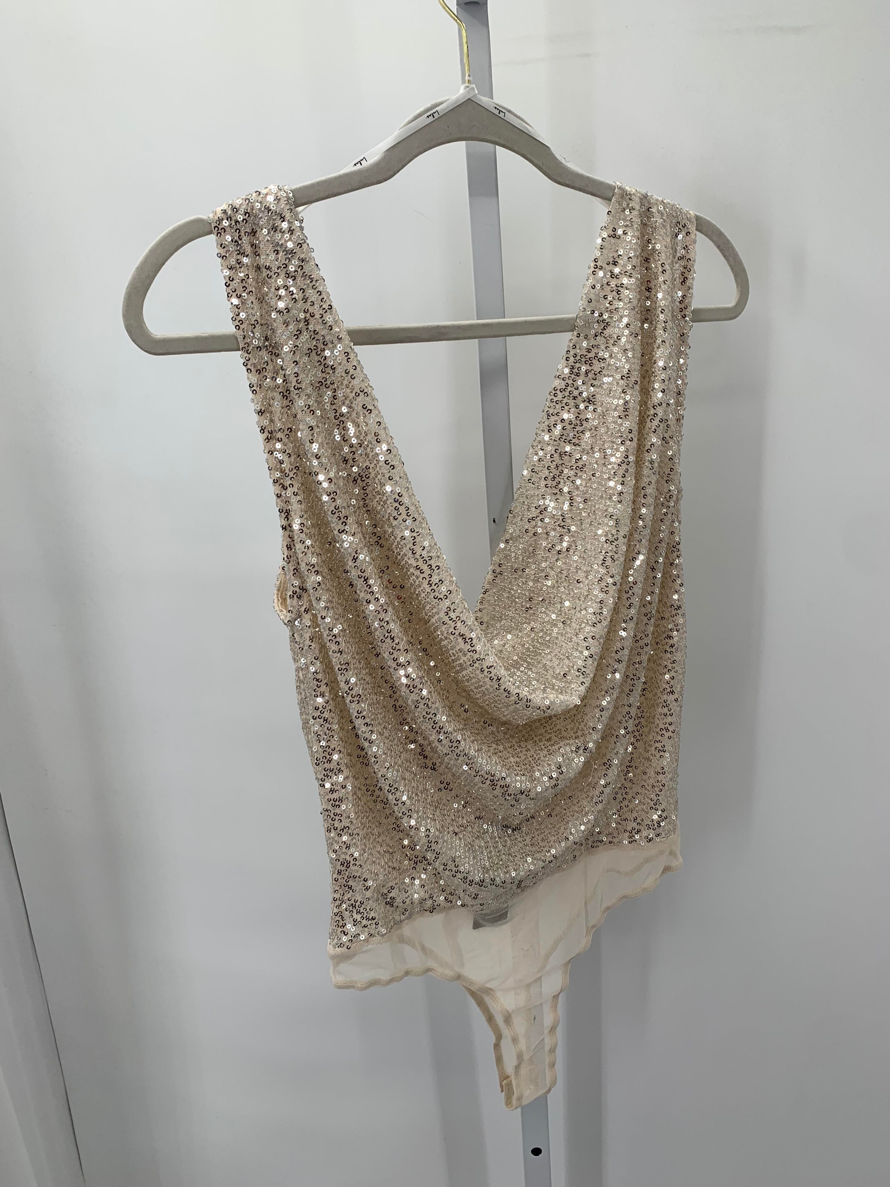 Lulus Size Small Juniors Sleeveless Shirt