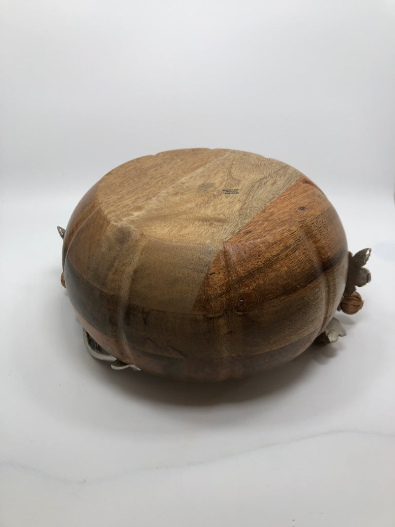 WOOD CARVED BOWL W/METAL ACORN DETAILS.