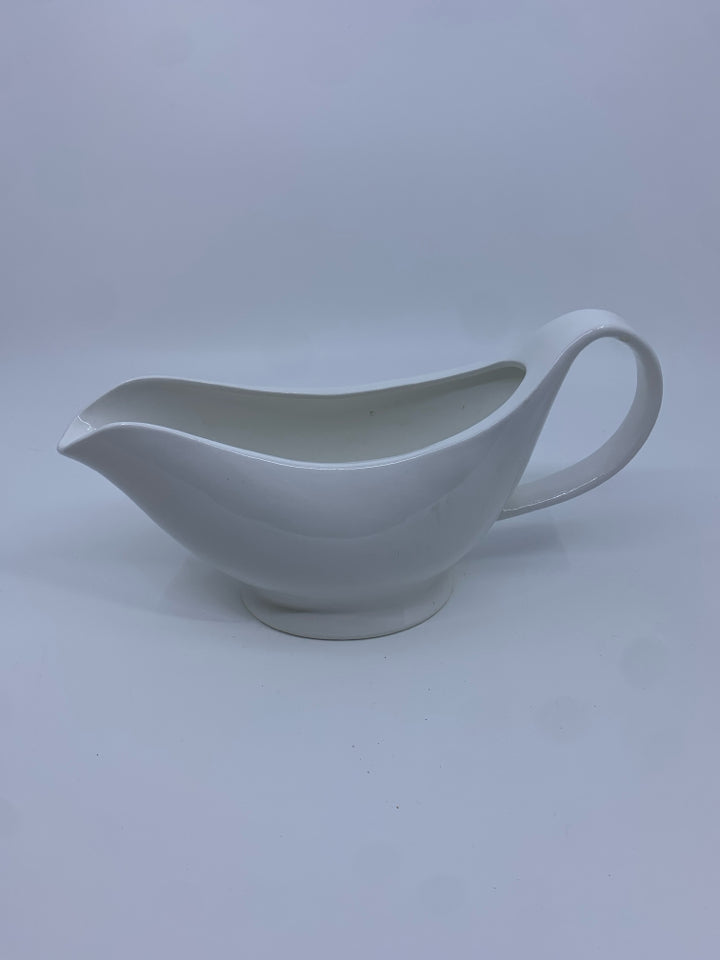 GRAVY BOAT.
