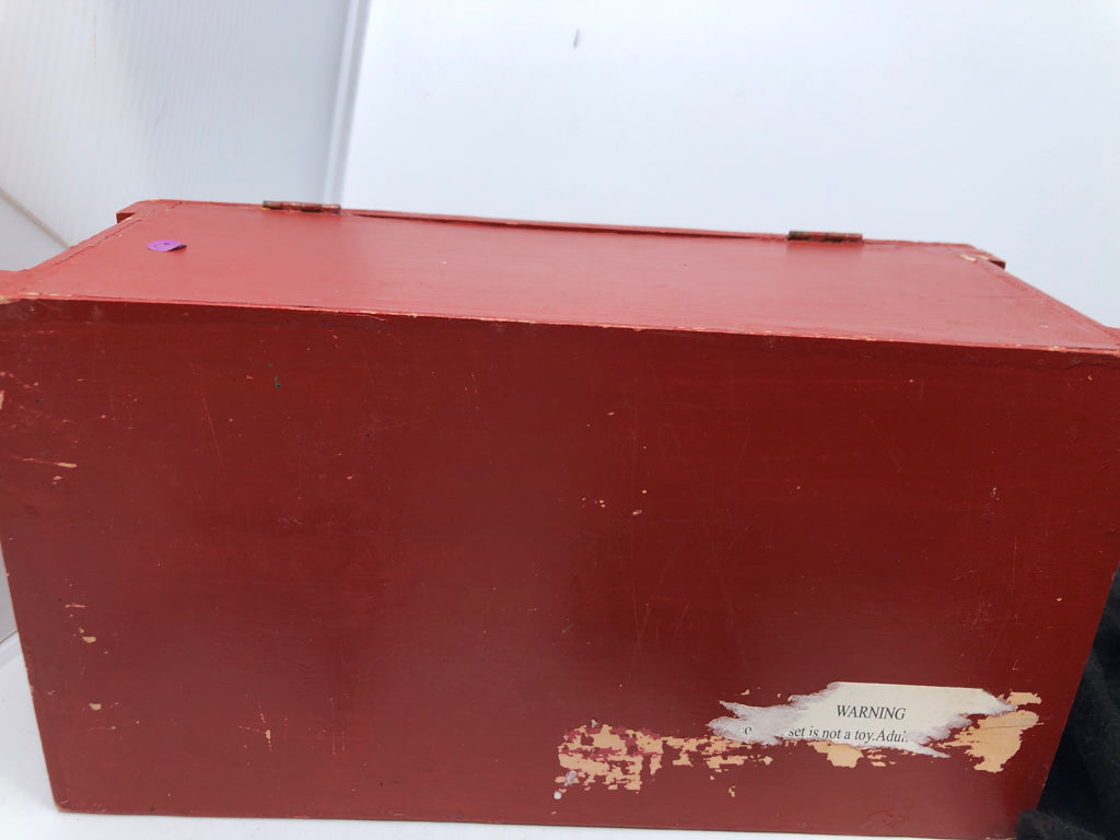 WOOD RED PAINTED BOX W/ SNOWMAN ACCESSORIES.