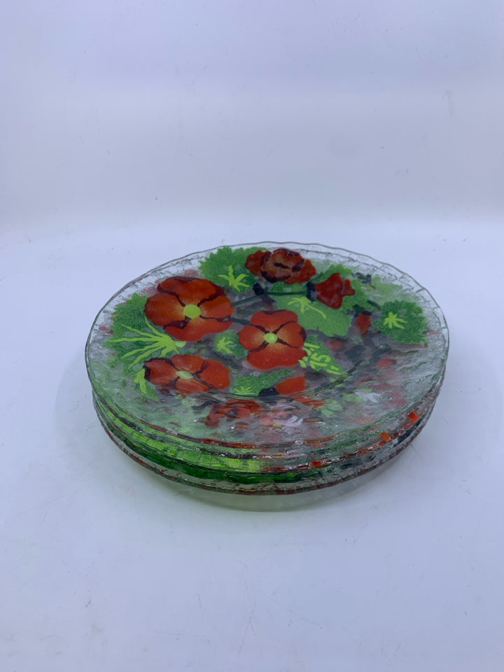 6 ASSORTED FUSED GLASS FLORAL DINNER PLATES.