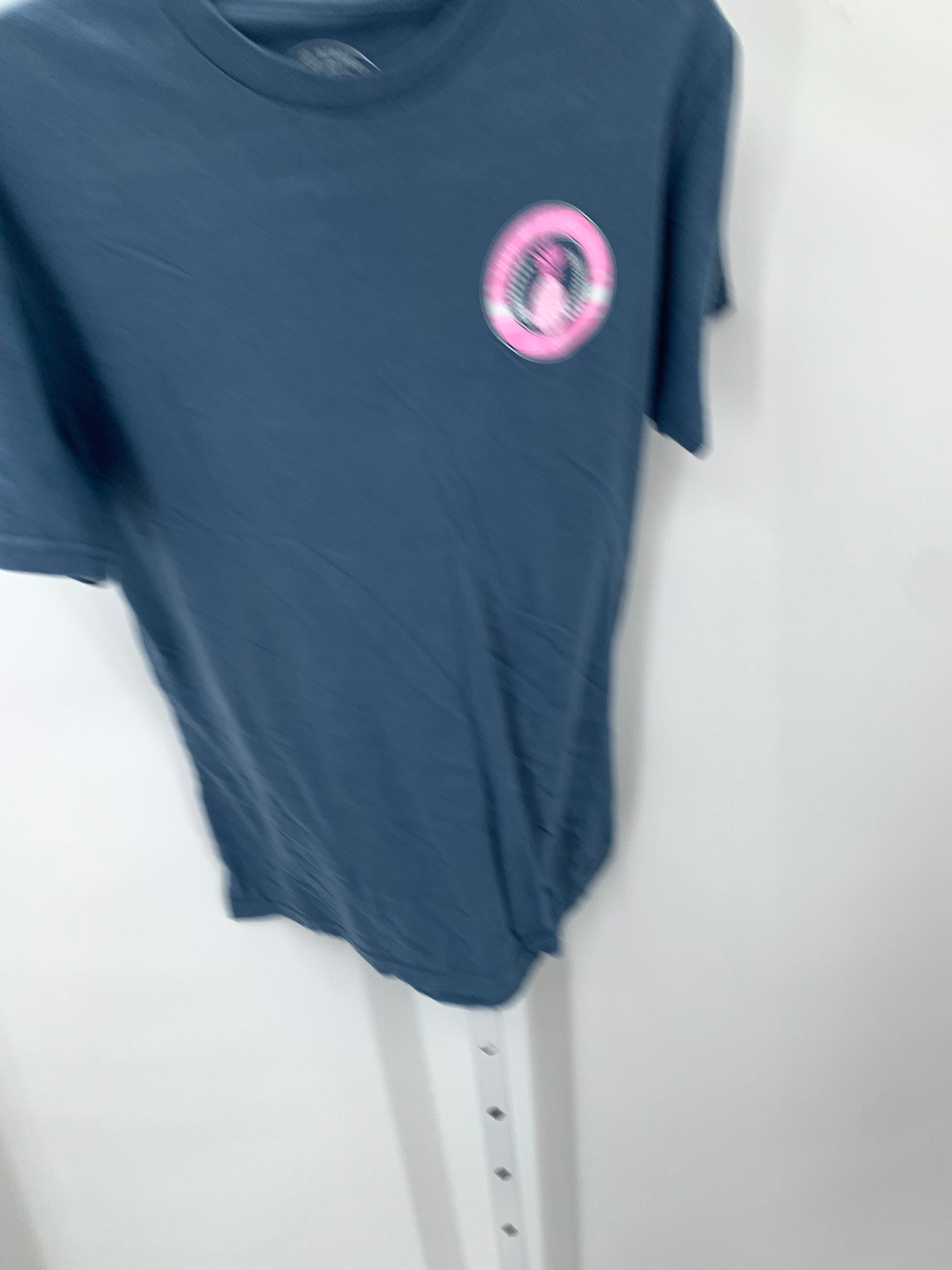 Size Medium Misses Short Sleeve Shirt