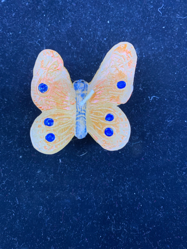 SMALL BUTTERFLY CANDLE