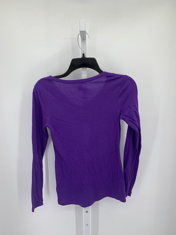 Kavio! Size Large Misses Long Sleeve Shirt