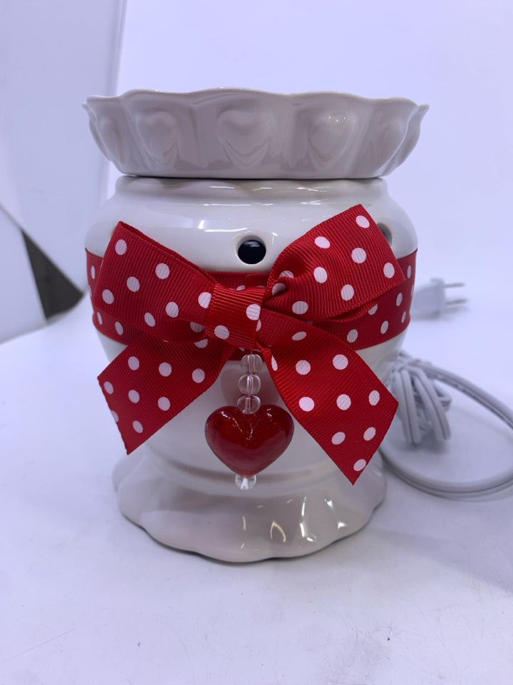 NEW VALENTINE ELECTRIC WAX WARMER- IN BOX