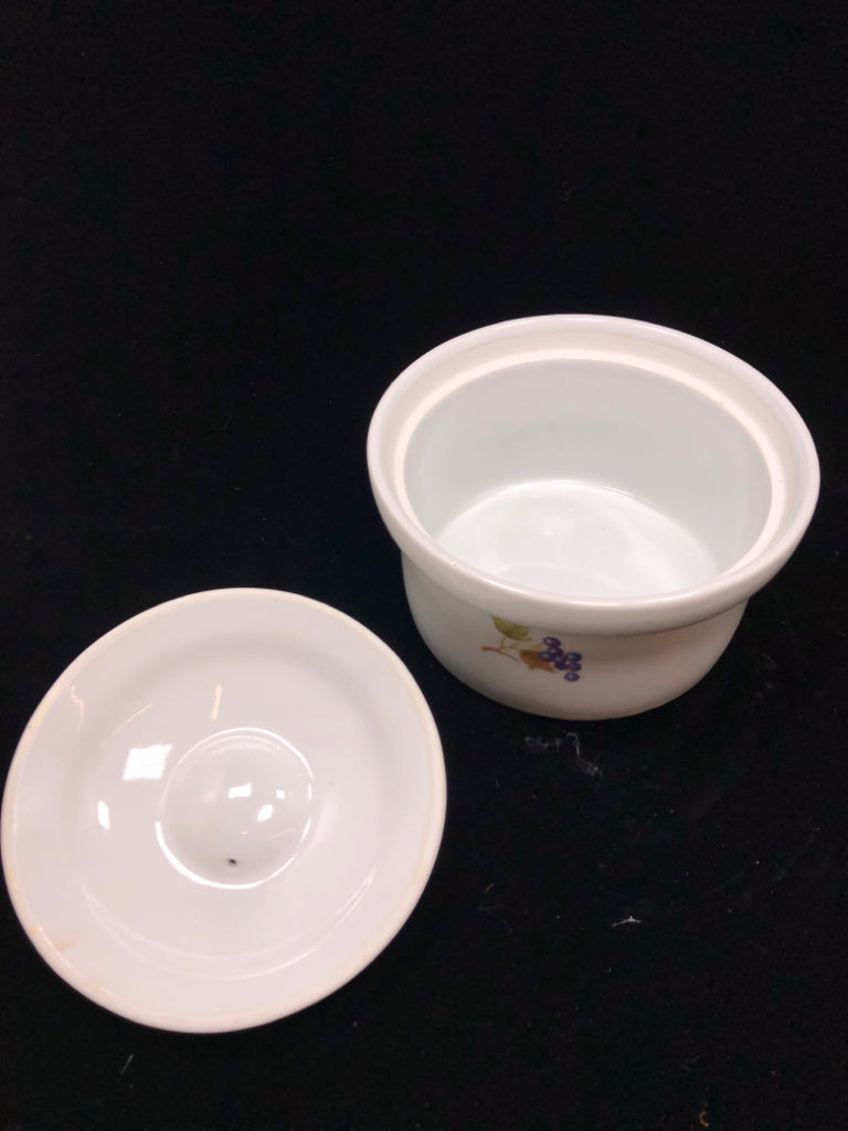 ORCHARD CASSEROLE DISH W/LID.