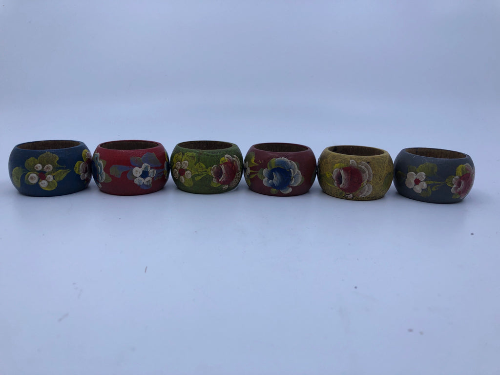 6 PC PAINTED NAPKIN RINGS RED/GREEN/BLUE/GOLD/GRAY