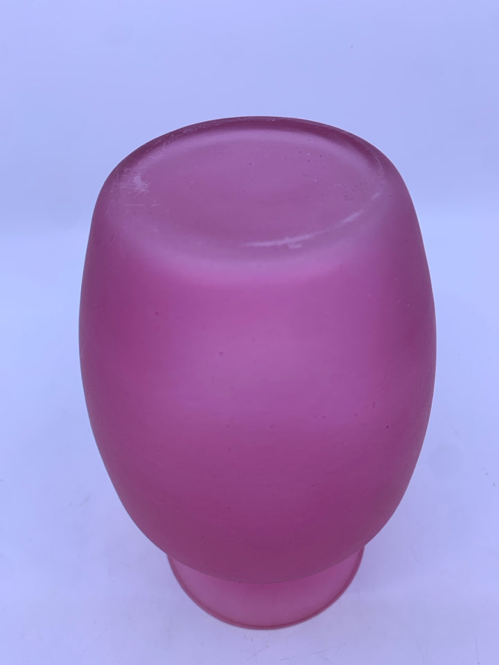 PINK GLASS VASE.