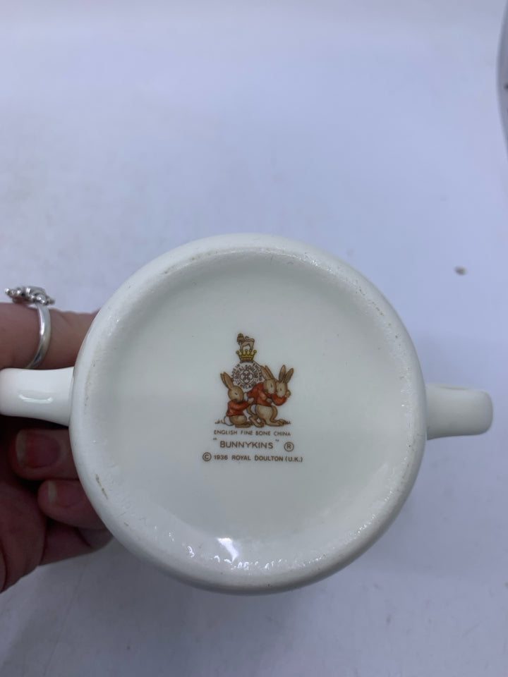 BUNNYKINS WHEELBARROW PLAY 2 HANDLED HUG A MUG.