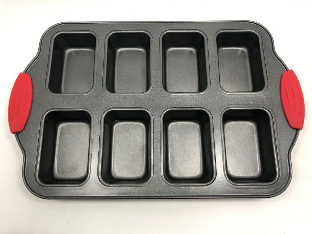 8-SLOT MINI LOAF PAN.